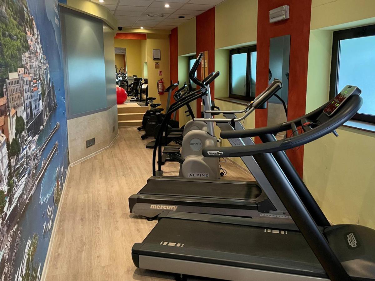 Nh Timisoara Hotel Екстериор снимка