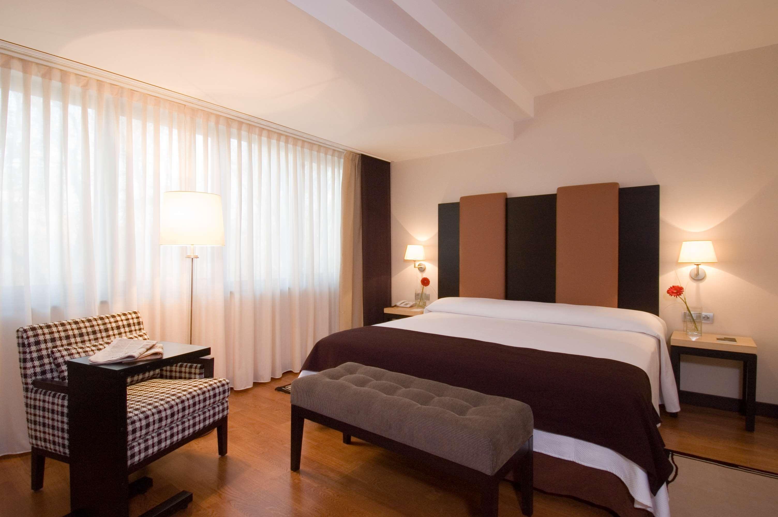 Nh Timisoara Hotel Екстериор снимка