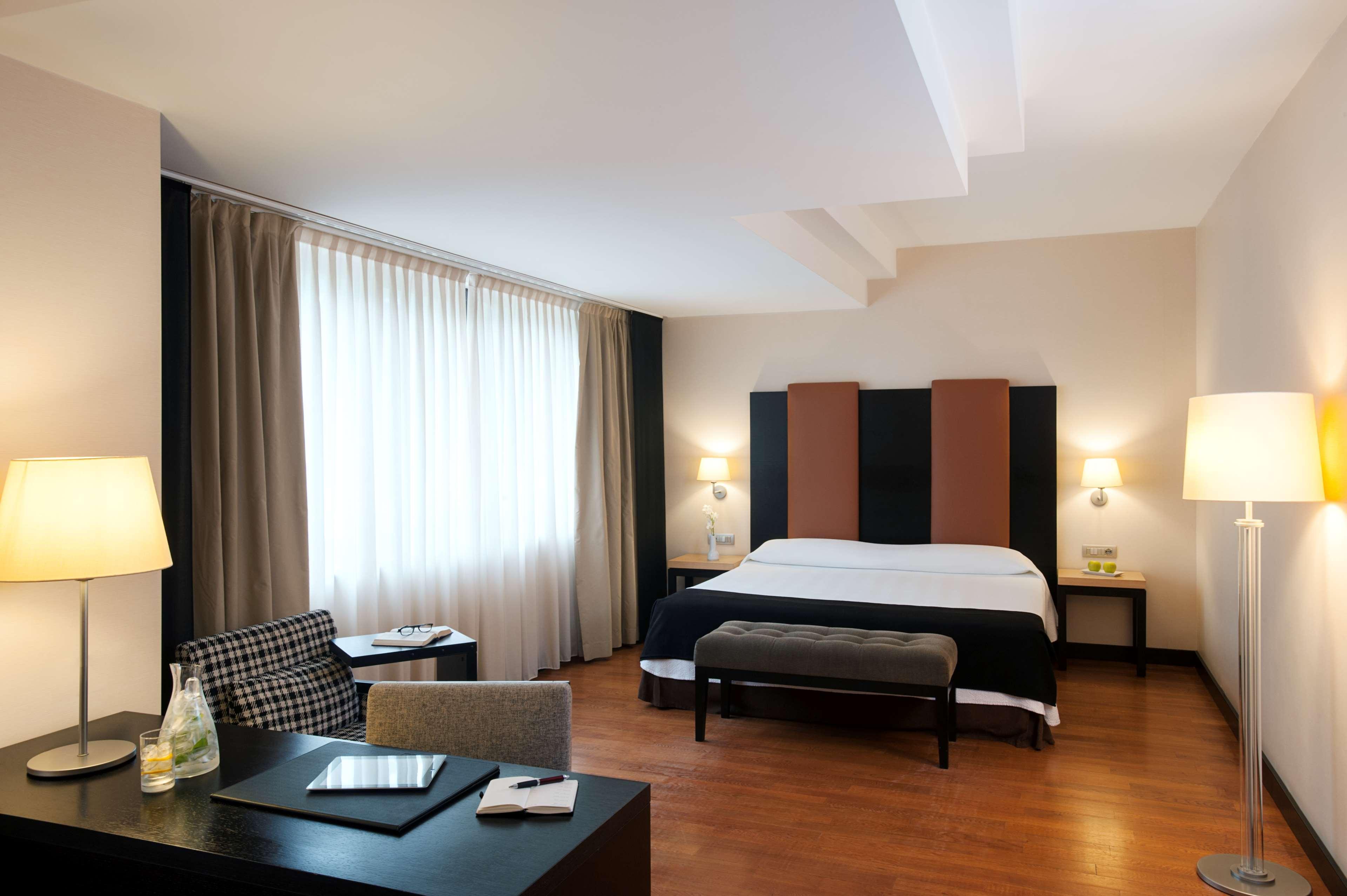 Nh Timisoara Hotel Екстериор снимка