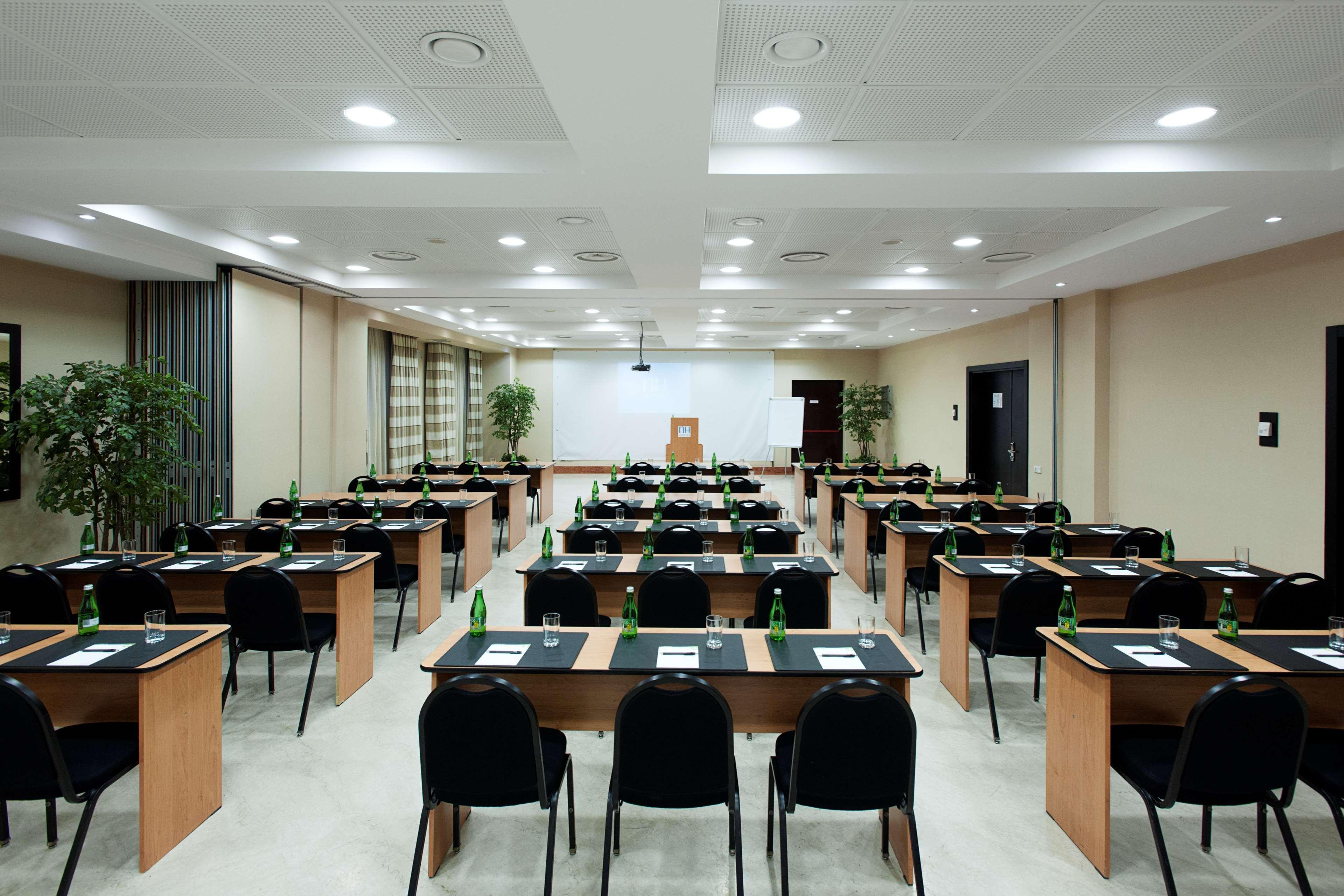 Nh Timisoara Hotel Екстериор снимка