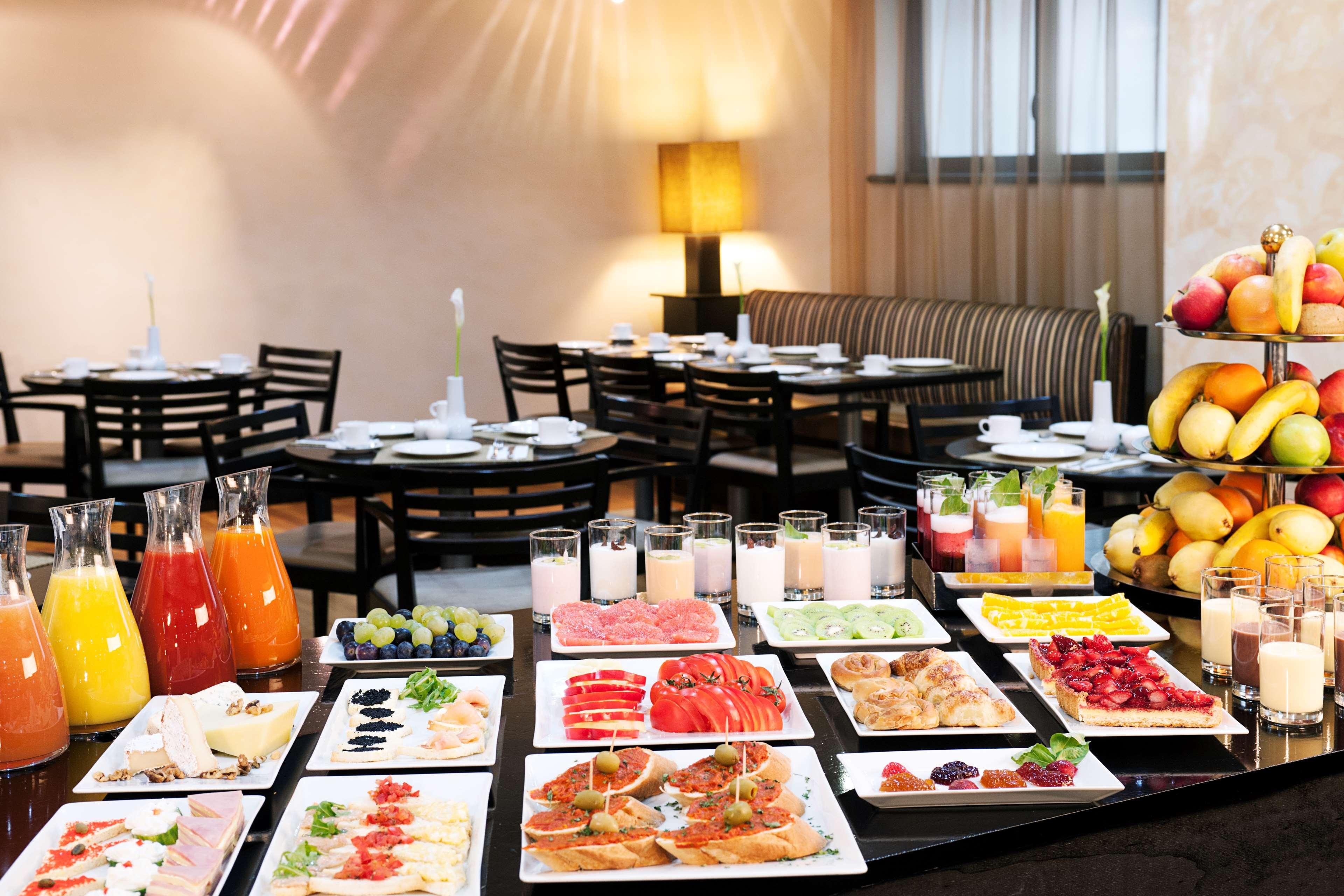 Nh Timisoara Hotel Екстериор снимка