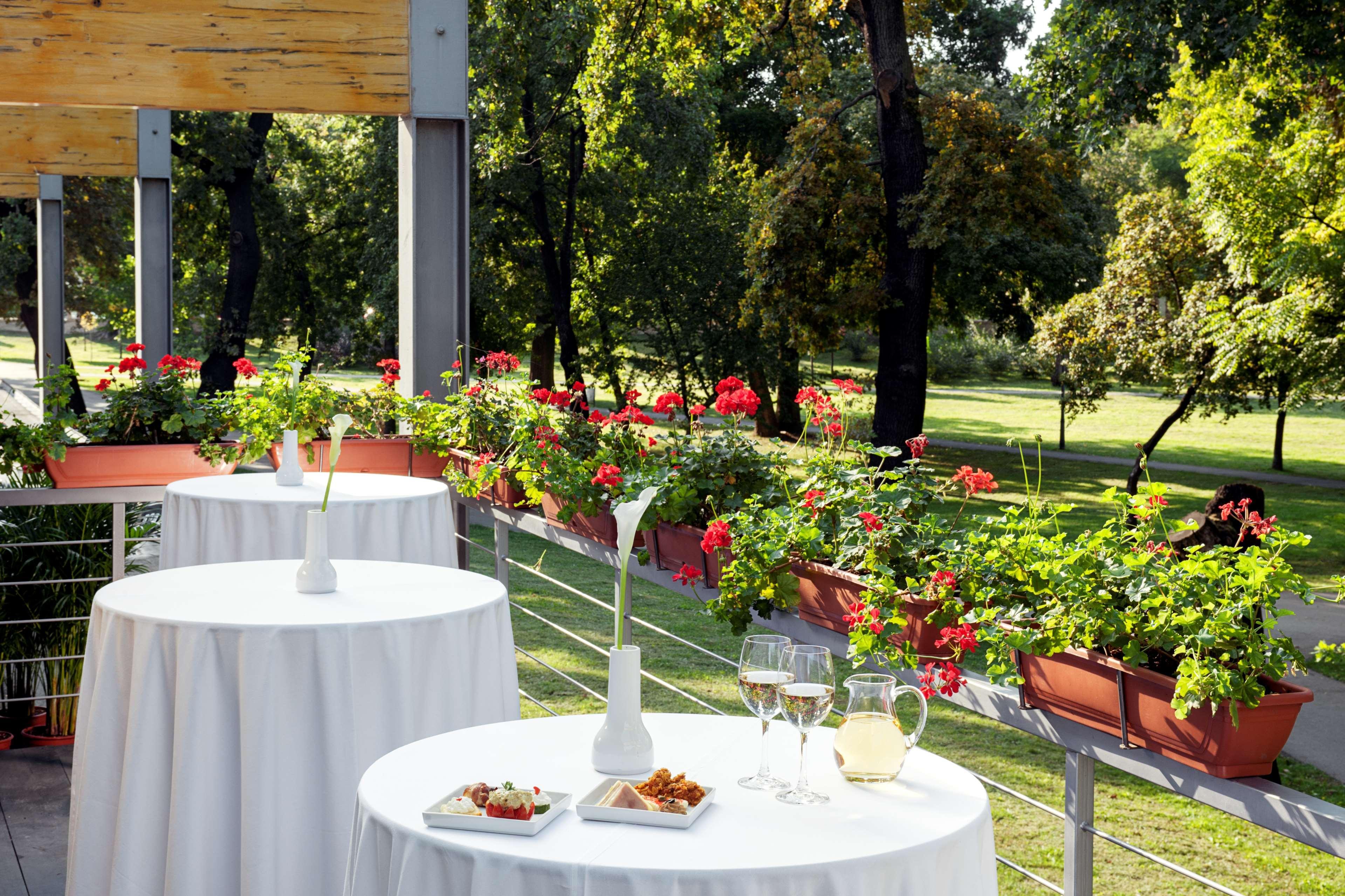 Nh Timisoara Hotel Екстериор снимка