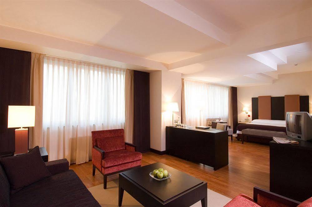 Nh Timisoara Hotel Стая снимка