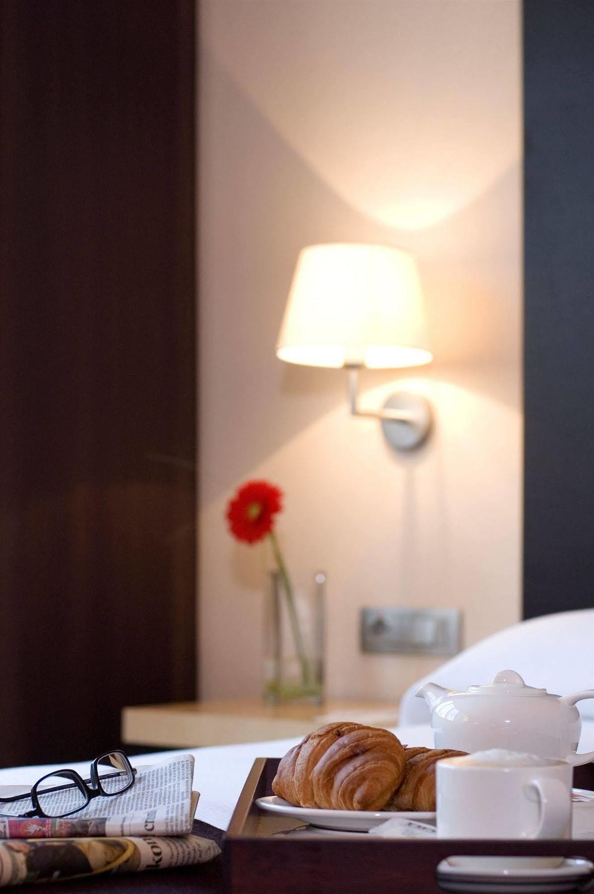 Nh Timisoara Hotel Стая снимка
